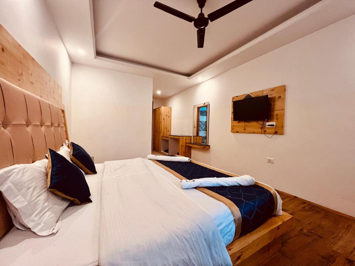 Castle - The Luxury Guest house Manali (Himachal Pradesh)